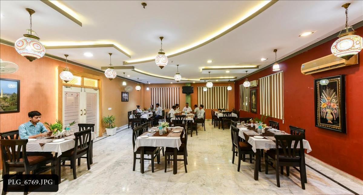 Hotel Chanakya Agra  Exterior foto